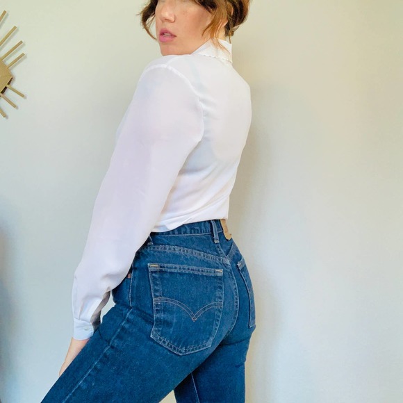 SOLD vtg Pleated White Blouse Embroidered Collar L - Picture 6 of 7